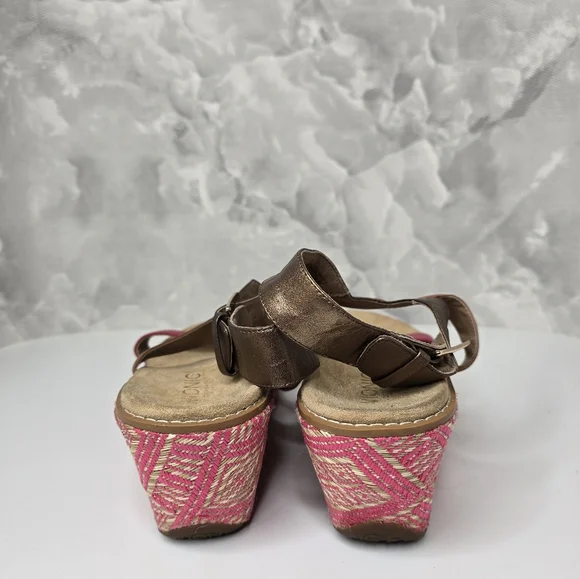Vionic Size 11 orthopedic sandal style Cancun fuchsia - Picture 2 of 7